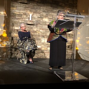 Dr. Doris Derby speaking at the U of I
